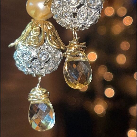 HANDCRAFTED Bright Large Crystal Bead & Citrine Handmade Earrings - Picture 5 of 8